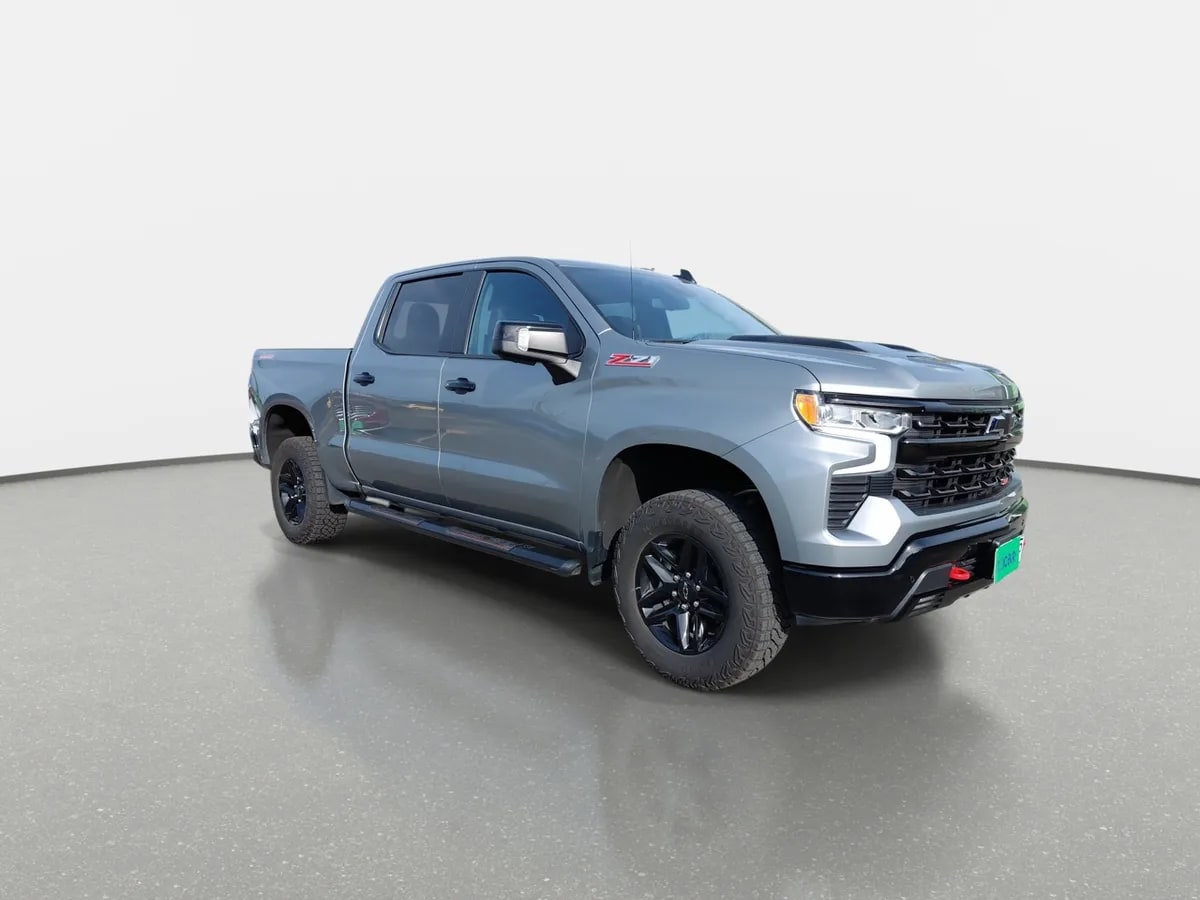 Chevrolet Silverado 5.3 Lt Trail Boss Z71 4x4 At 4p año 2026