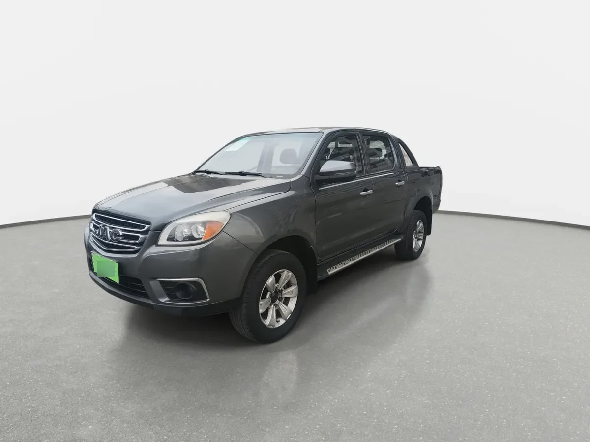 JAC T6 2.0 Comfort Diesel Dob. Cab. 4x2 Mt 4p año 2023