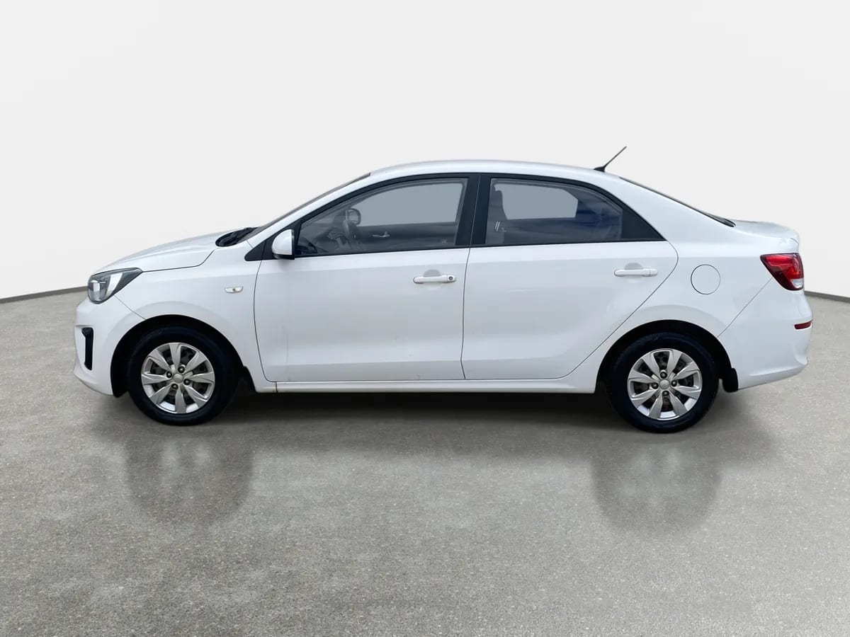 Kia Soluto 1.4 Lx 4x2 Mt 4p año 2022