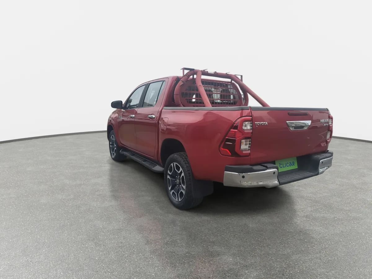 Toyota Hilux 2.8 Srv Diesel 4x4 Dob. Cab. At 4p año 2024