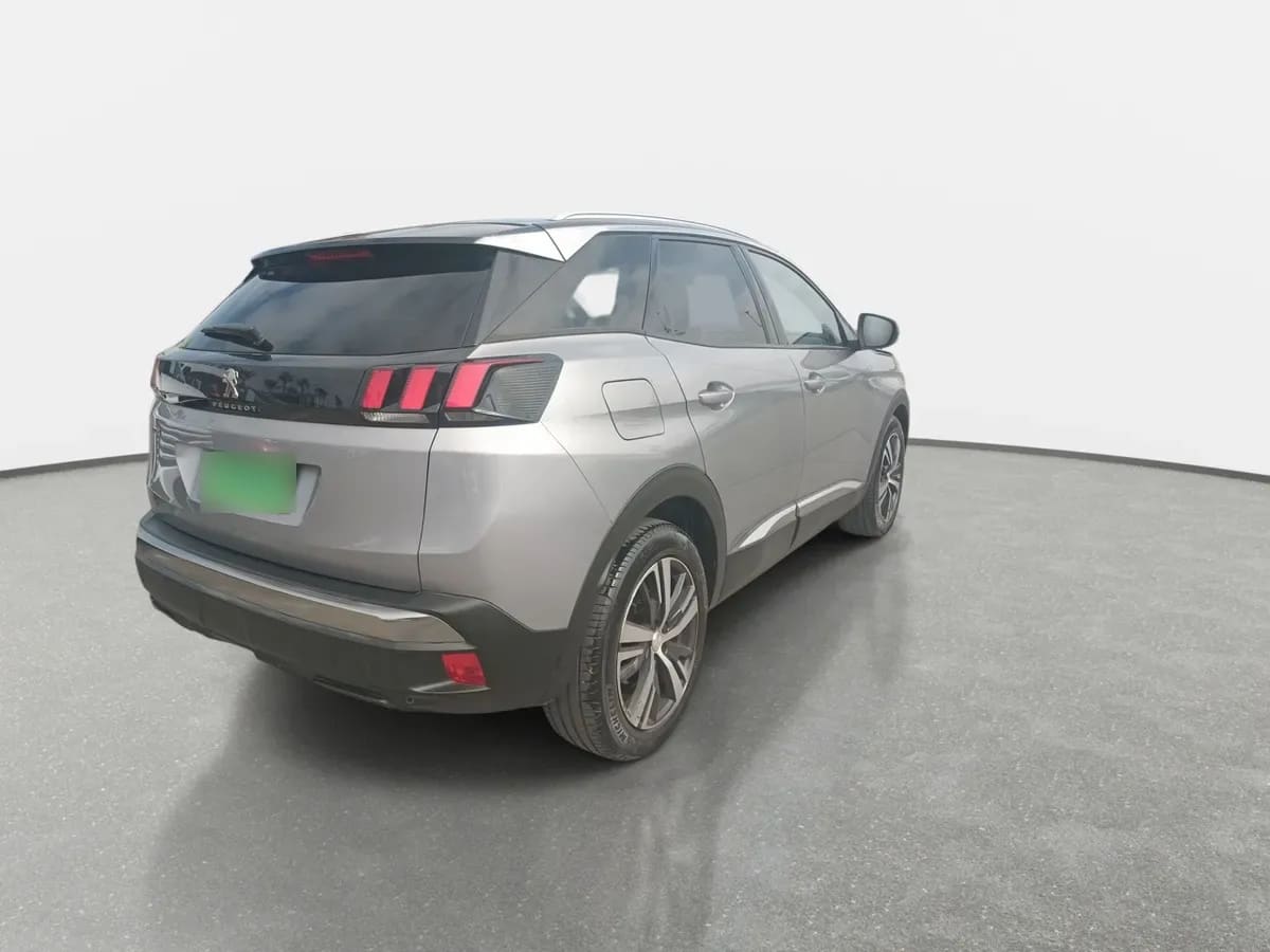Peugeot 3008 1.5 Allure Bluehdi 4x2 130 Eat8 5p año 2020
