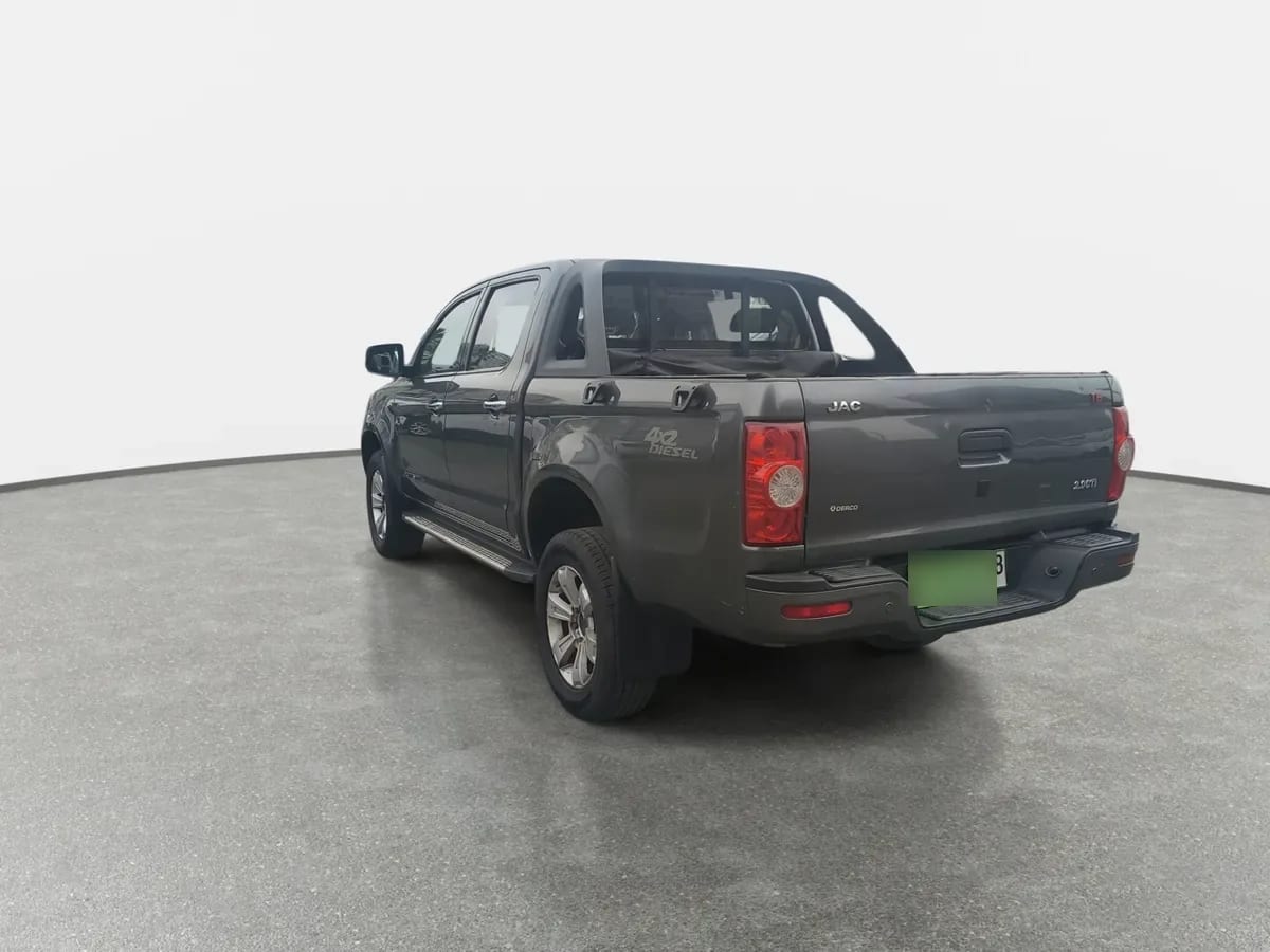 JAC T6 2.0 Comfort Diesel Dob. Cab. 4x2 Mt 4p año 2023