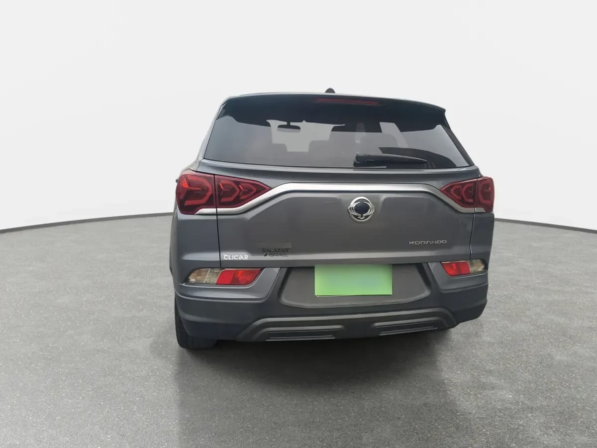 Ssangyong Korando 1.5 Lx Cg100 4x2 Mt 5p año 2021