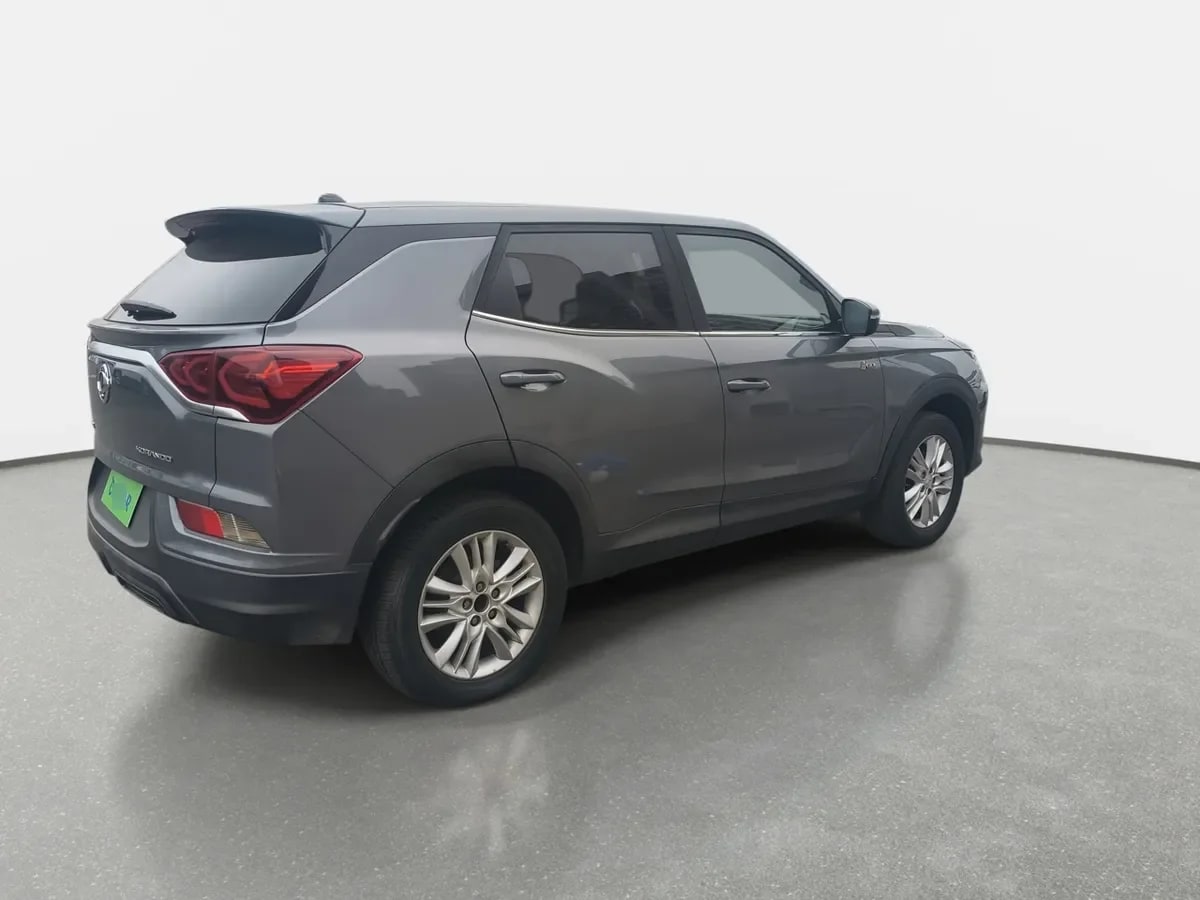 Ssangyong Korando 1.5 Lx Cg100 4x2 Mt 5p año 2021