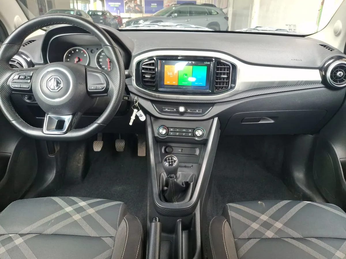 MG Mg 3 1.5 Std Plus 2wd Hb Mt 5p año 2025