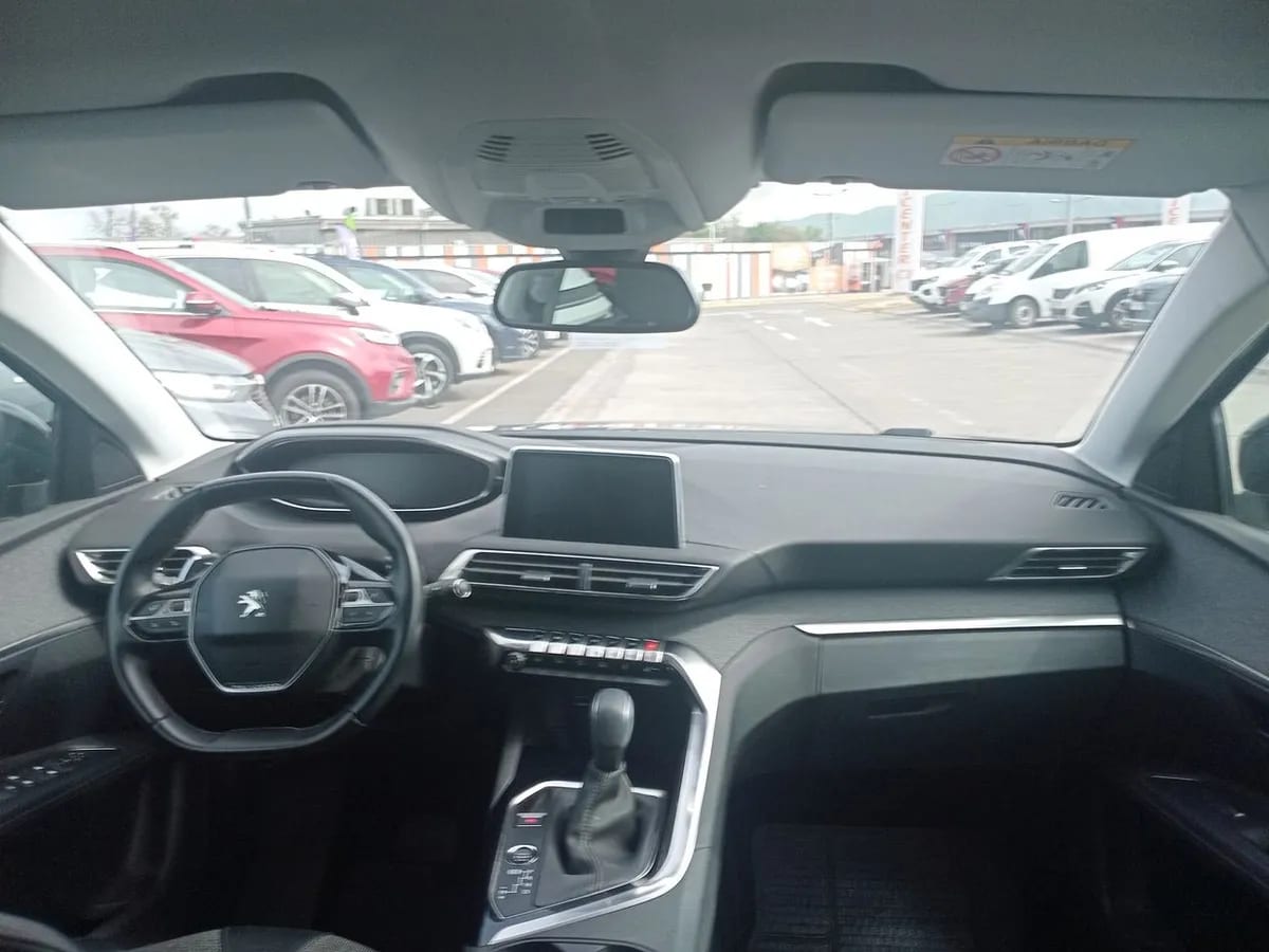 Peugeot 3008 1.5 Allure Bluehdi 4x2 130 Eat8 5p año 2020