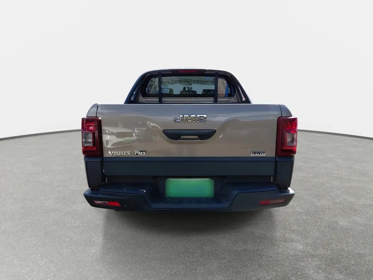 JMC Vigus 2.4 Plus Diesel 4x4 Euro5 Mt 4p año 2023