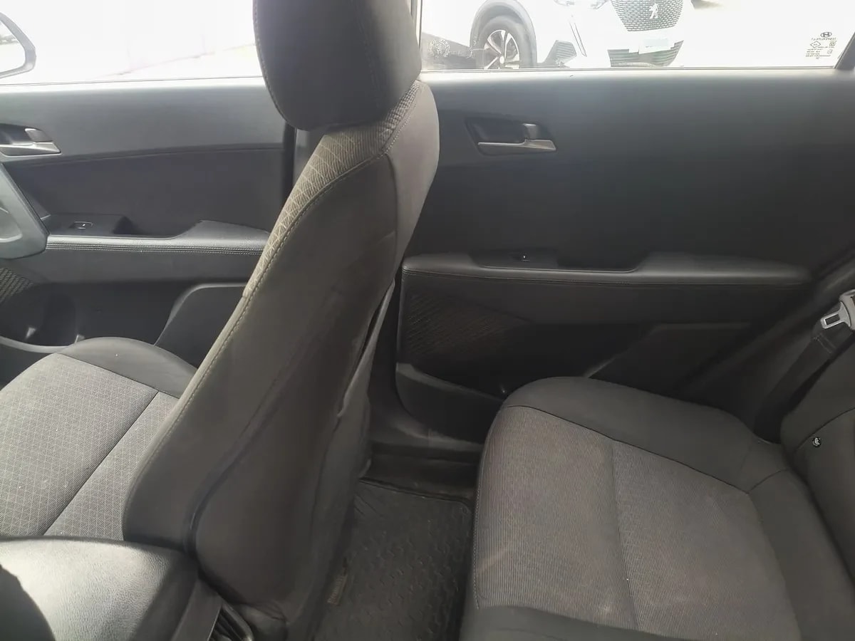 Hyundai Creta 1.6 Gls 4x2 Abs 2ab Mt 5p año 2017