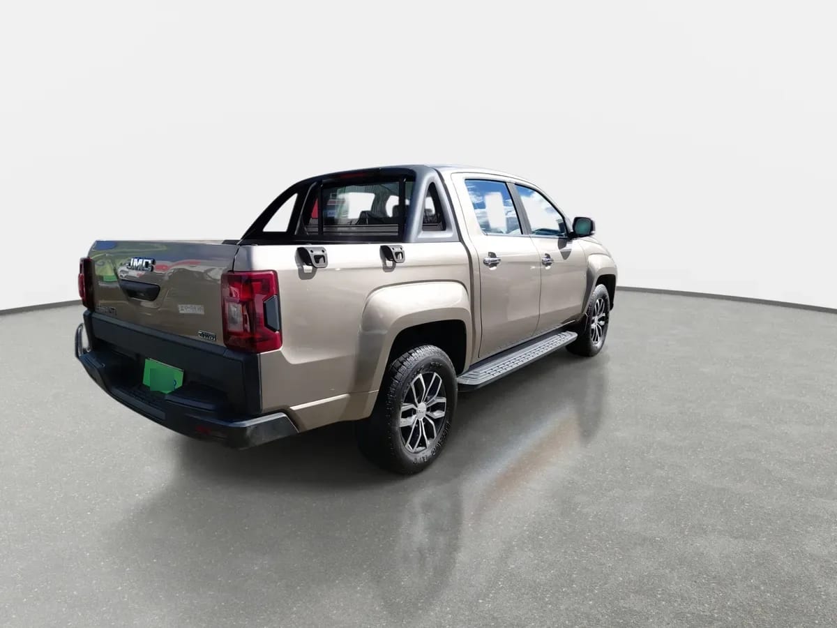 JMC Vigus 2.4 Plus Diesel 4x4 Euro5 Mt 4p año 2023
