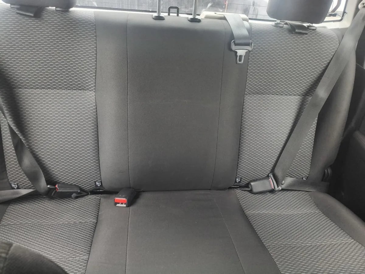Toyota Hilux 2.4 Dx Diesel 4x4 Dob. Cab. 7ab Mt 4p año 2023