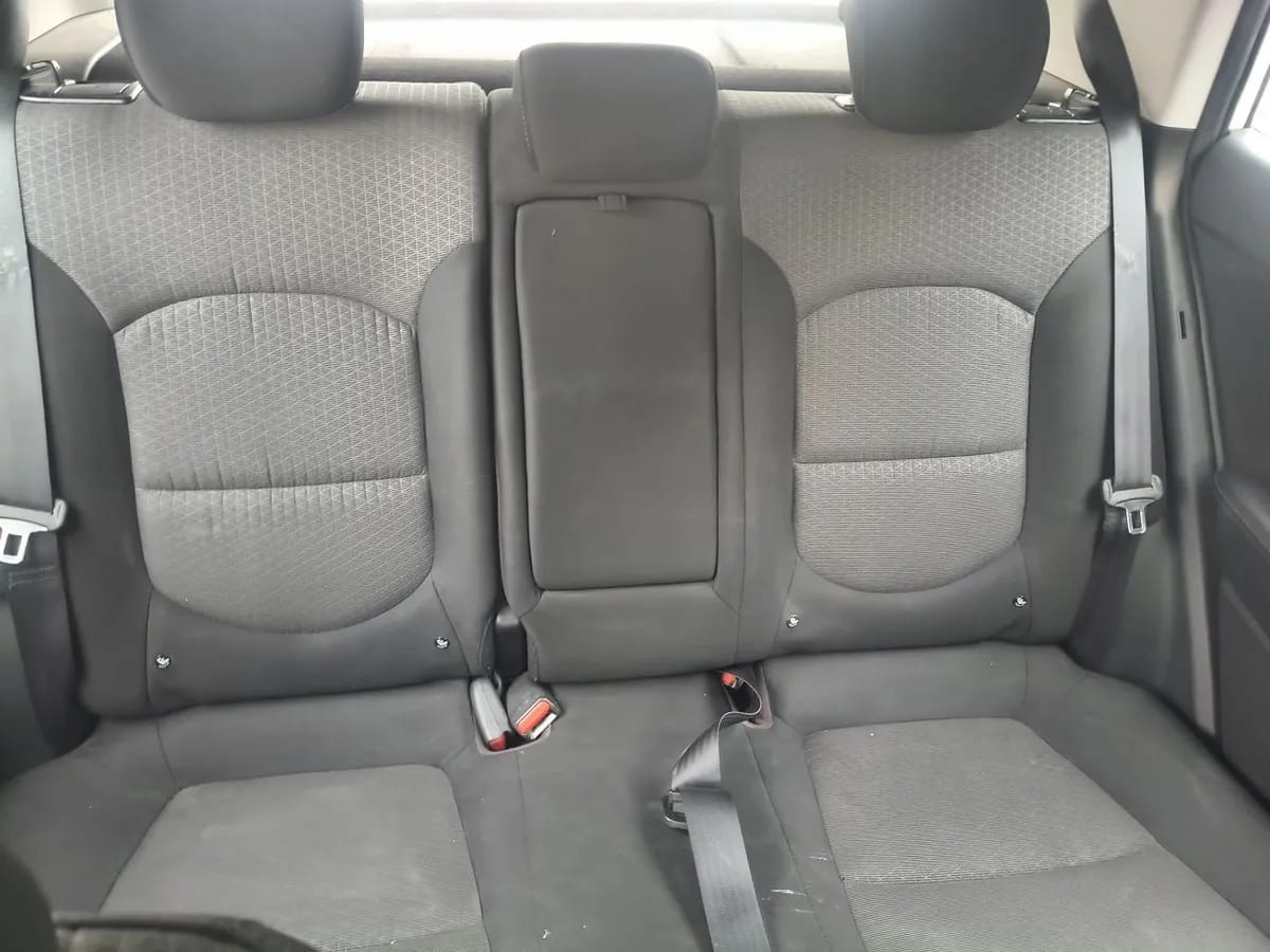 Hyundai Creta 1.6 Gls 4x2 Abs 2ab Mt 5p año 2017