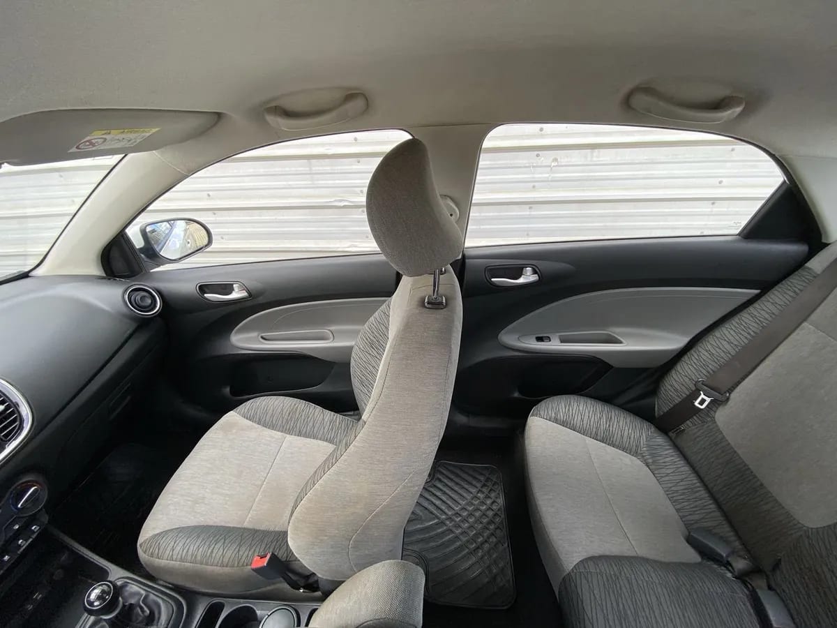 Kia Soluto 1.4 Lx 4x2 Mt 4p año 2022