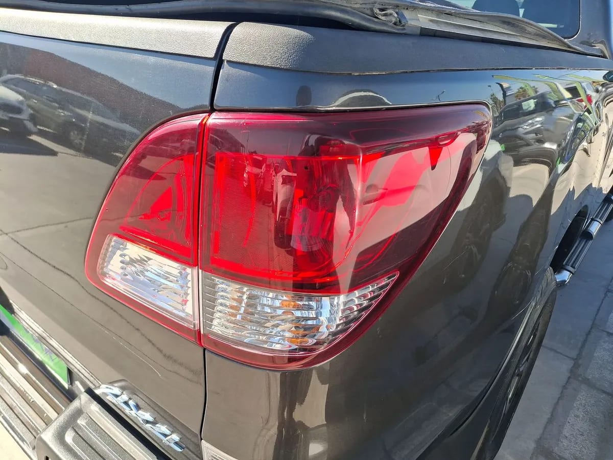 Mazda Bt-50 3.2 Sdx High Dob. Cab. Diesel 4x4 6at 4p año 2022