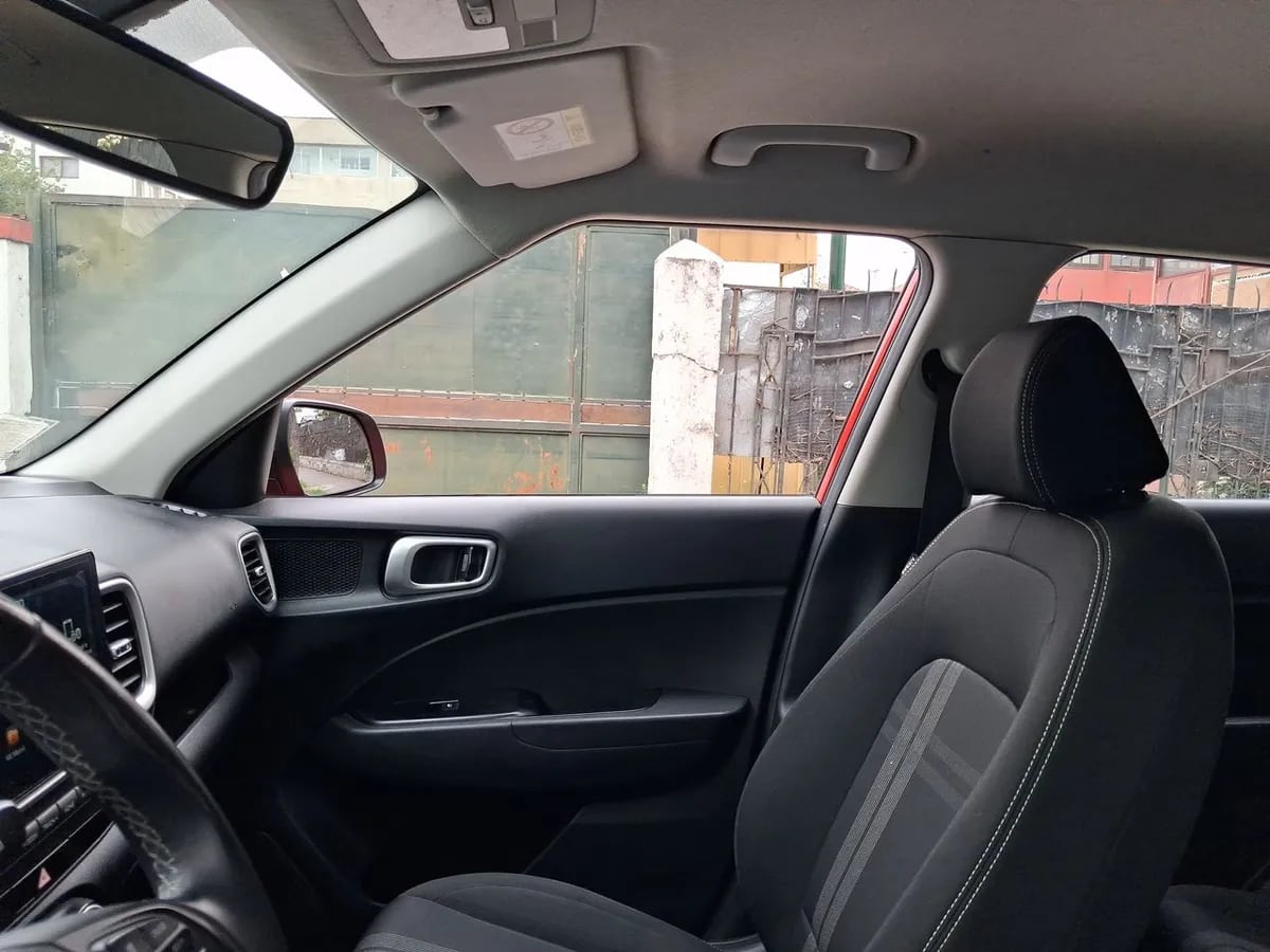 Hyundai Venue 1.6 Qx Value 4x2 Mt 5p año 2020