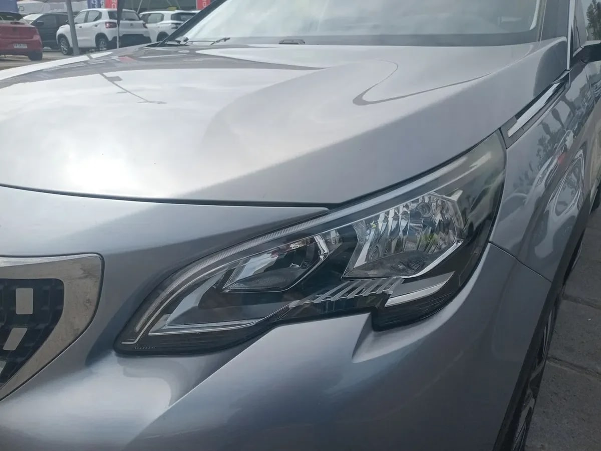 Peugeot 3008 1.5 Allure Bluehdi 4x2 130 Eat8 5p año 2020