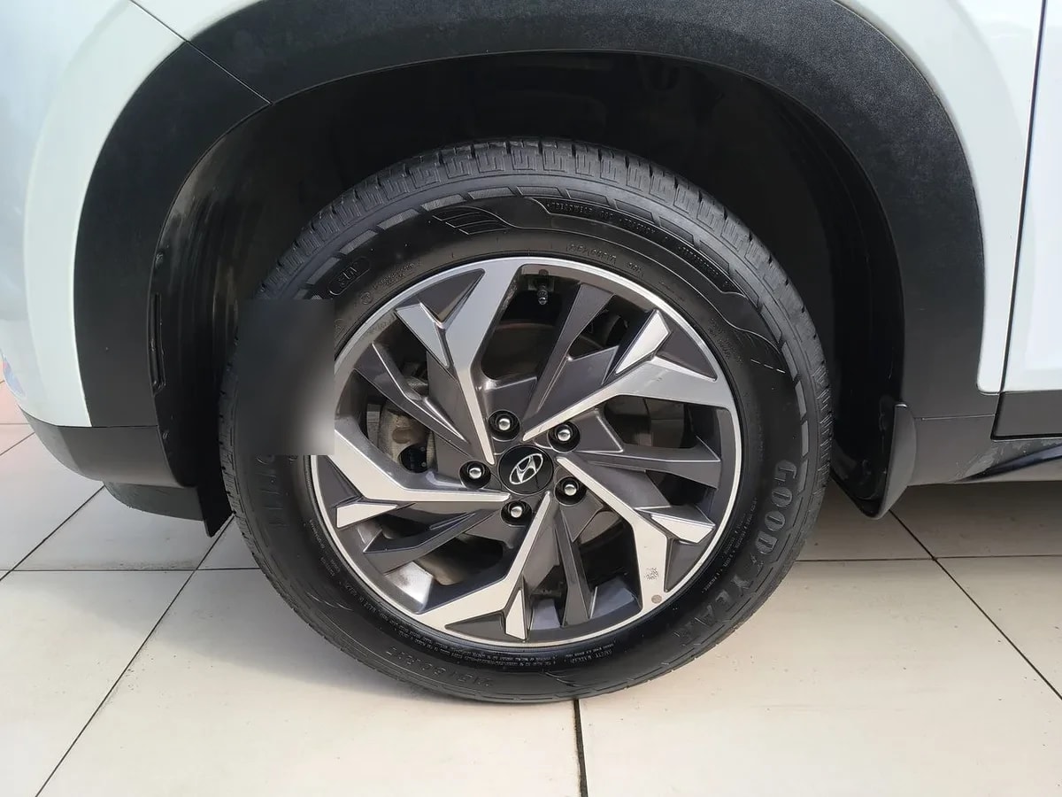 Hyundai Creta 1.5 Value Su2i 4x2 Mt 5p año 2024