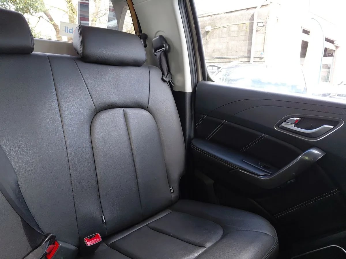 JMC Vigus 2.4 Plus Diesel 4x4 Euro5 Mt 4p año 2023
