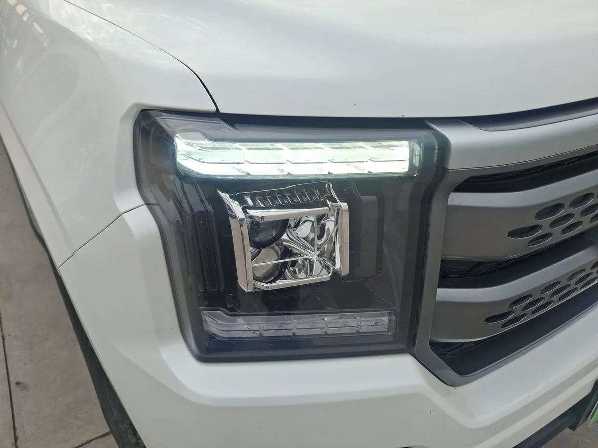 JMC Grand Avenue 2.3t Diesel 4x4 Dob. Cab. At 4p año 2025