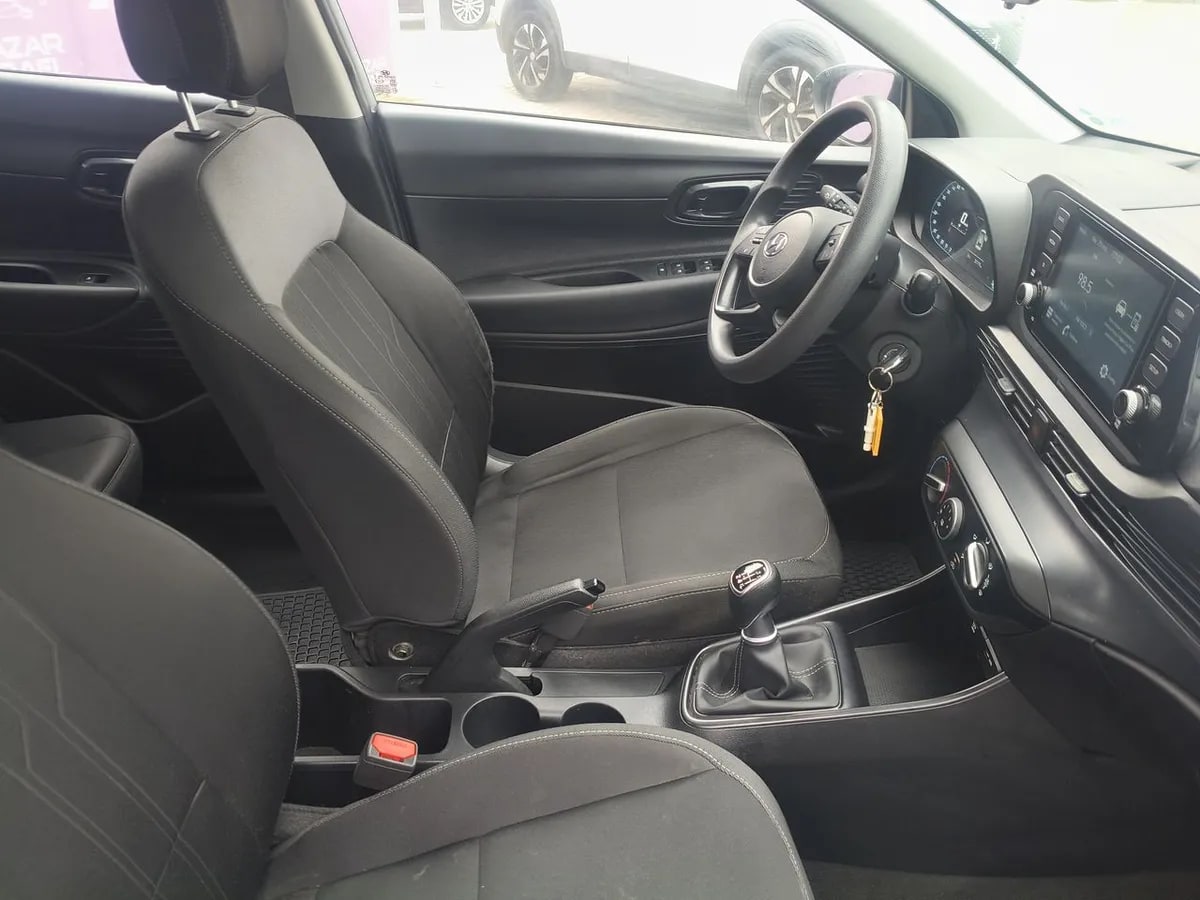 Hyundai I20 1.4 Value Bi3 4x2 Hb Mt 5p año 2022