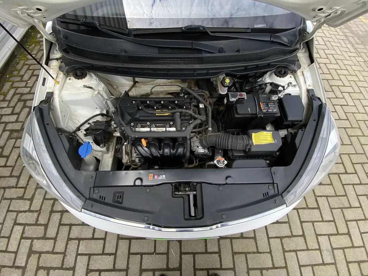 Kia Soluto 1.4 Lx 4x2 Mt 4p año 2022