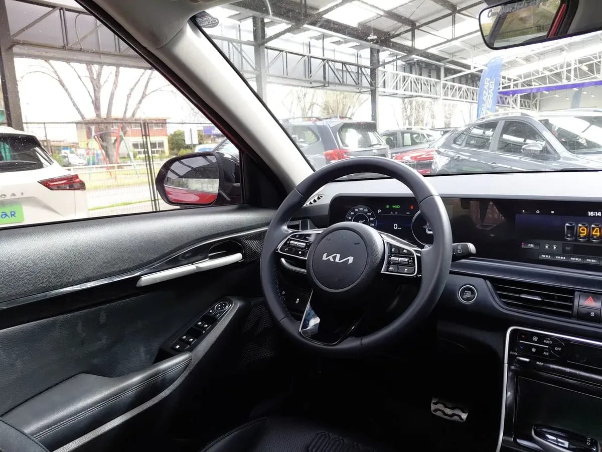 Kia Seltos 1.4t Gdi Ex Full 4x2 7dct At 5p año 2025