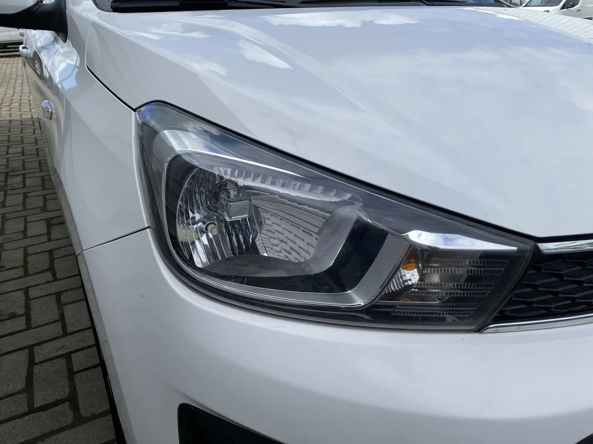 Kia Soluto 1.4 Lx 4x2 Mt 4p año 2022