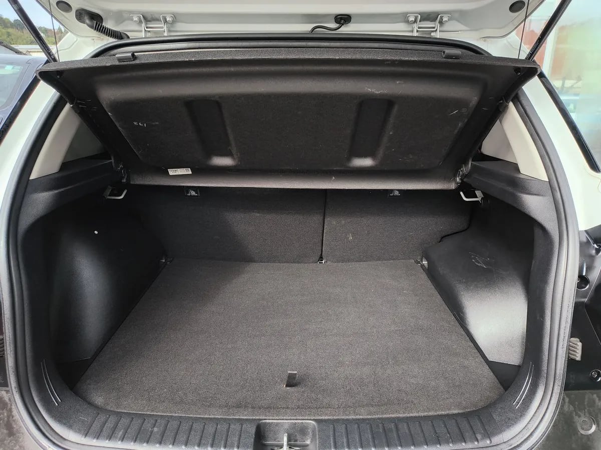Hyundai Creta 1.5 Value Su2i 4x2 Mt 5p año 2024