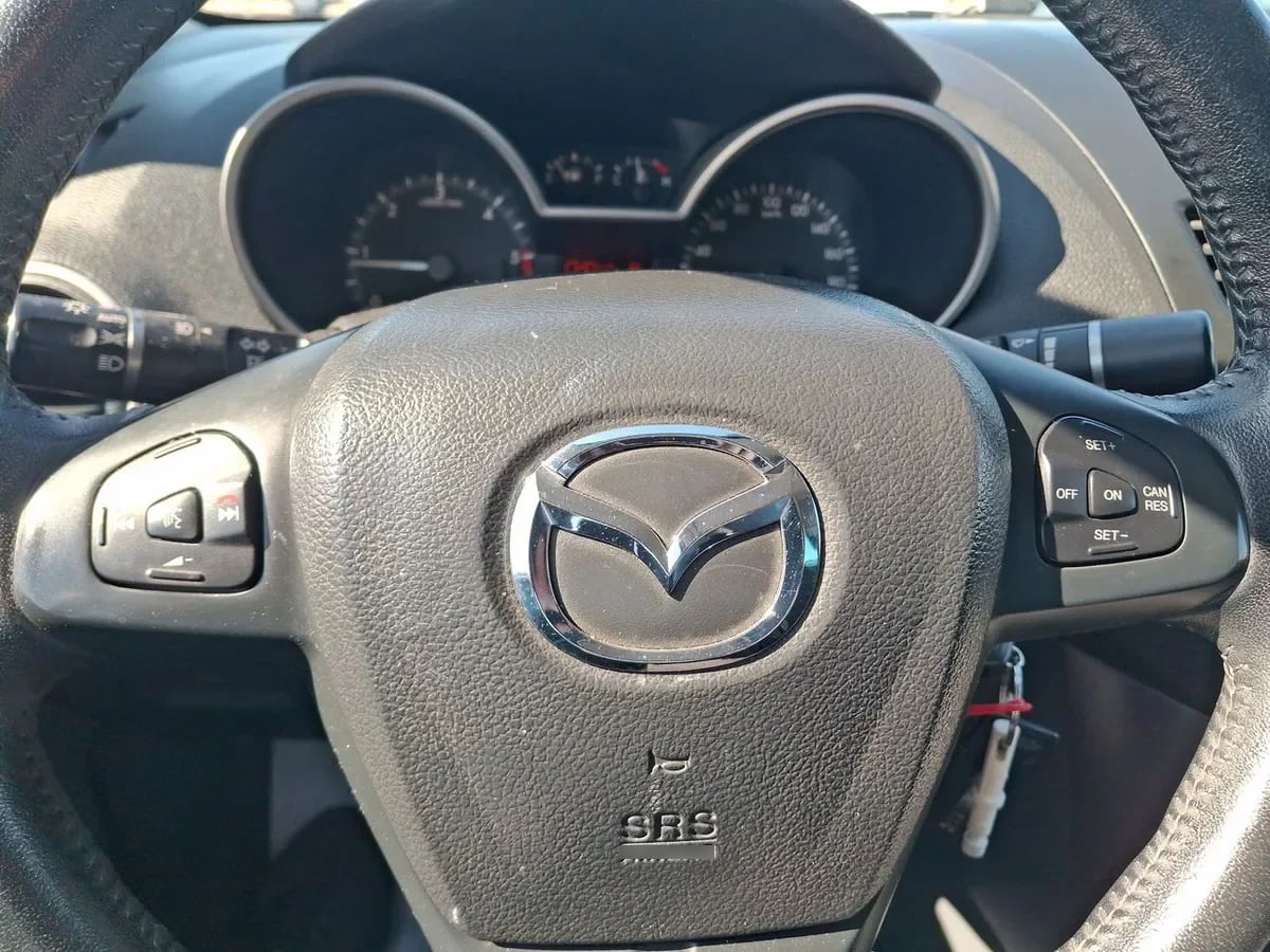 Mazda Bt-50 3.2 Sdx High Dob. Cab. Diesel 4x4 6at 4p año 2022