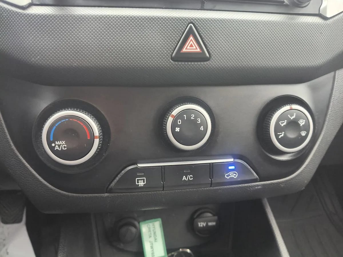 Hyundai Creta 1.6 Gls 4x2 Abs 2ab Mt 5p año 2017