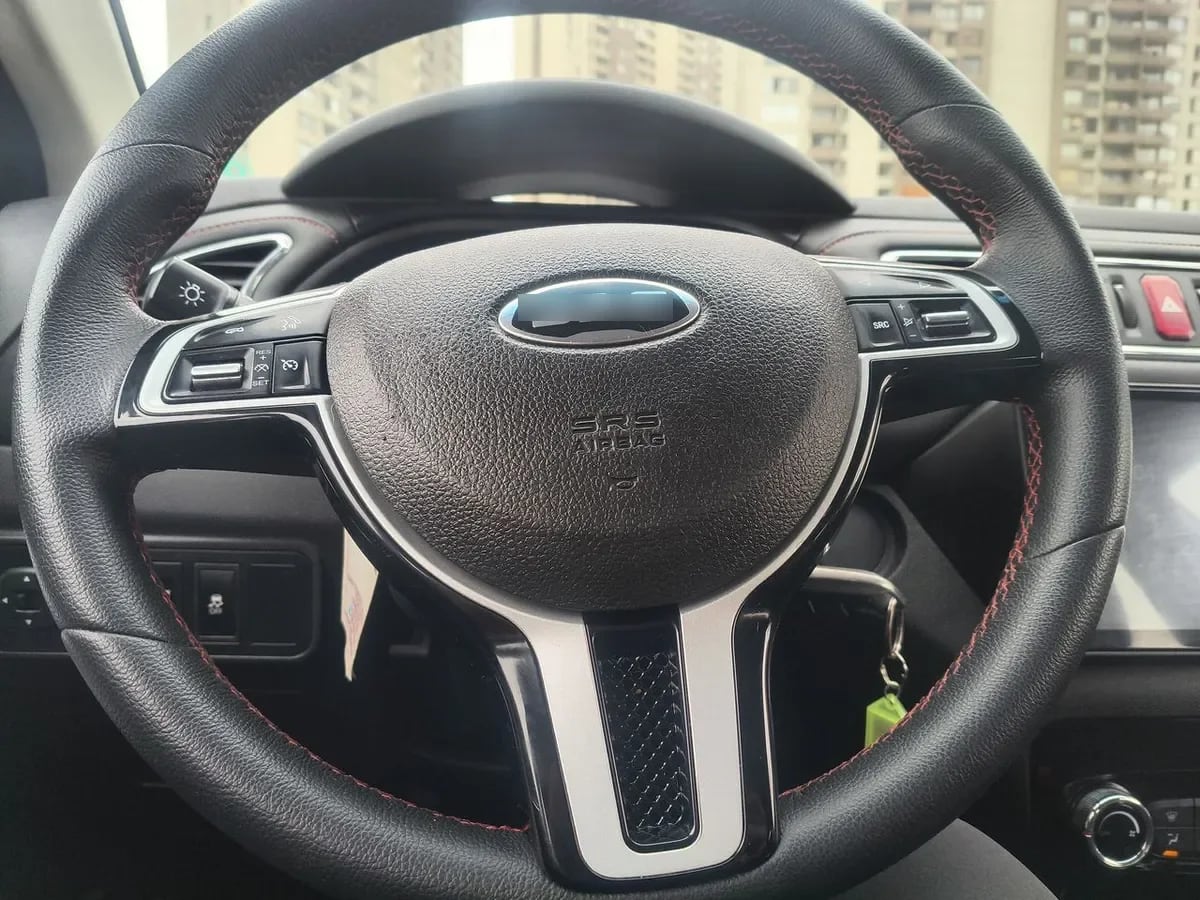JAC Js2 1.5 Luxury 4x2 Cvt At 5p año 2025