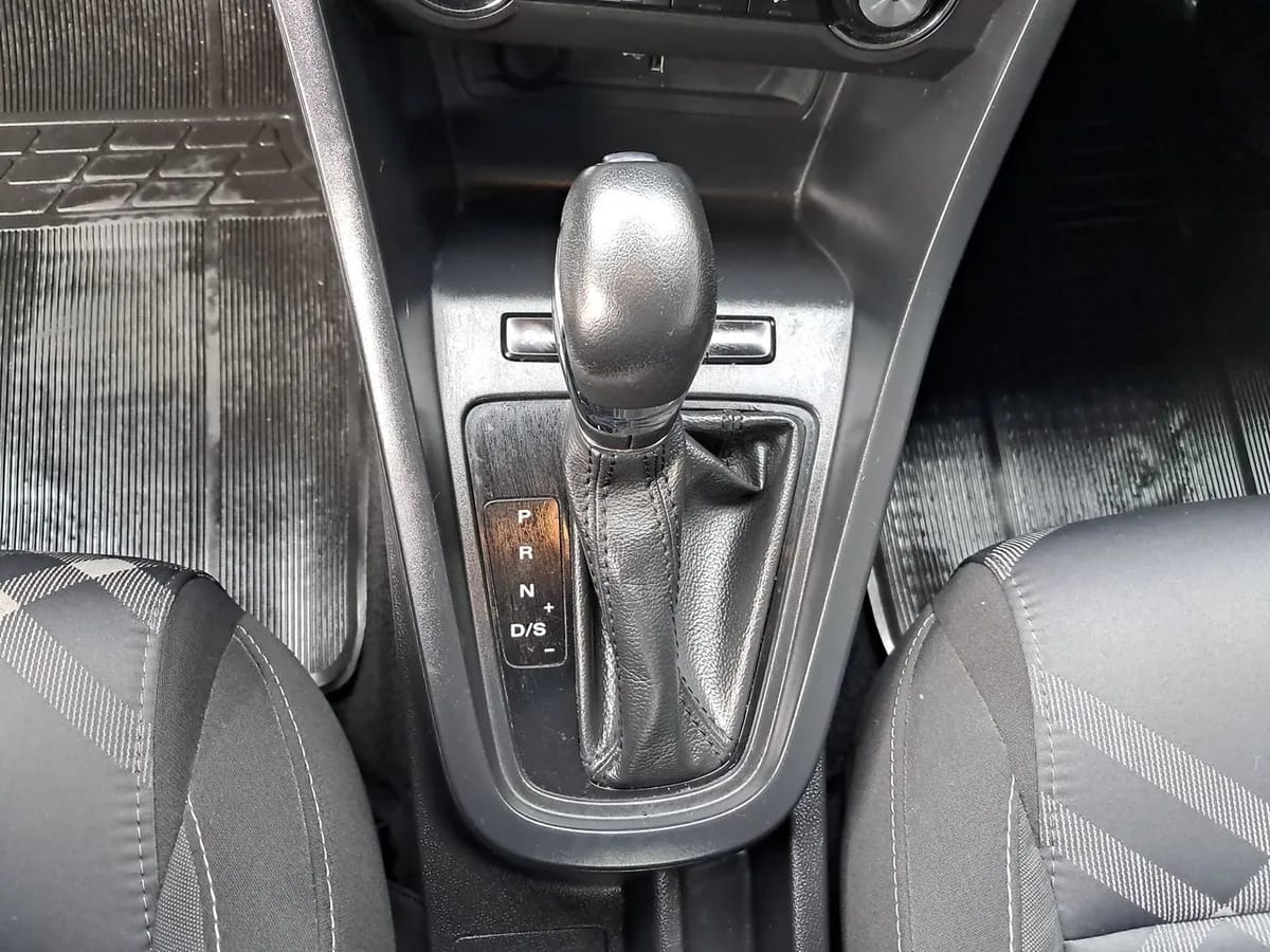 MG Mg 3 1.5 Comfort 4x2 Hb At 5p año 2024