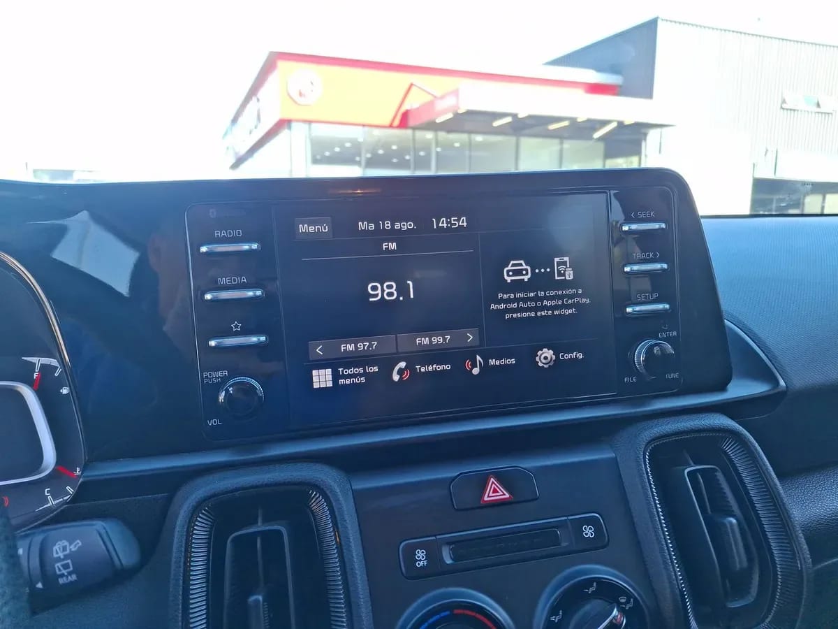 Kia Sonet 1.5 Ex 4x2 Ivt Ri At 5p año 2025