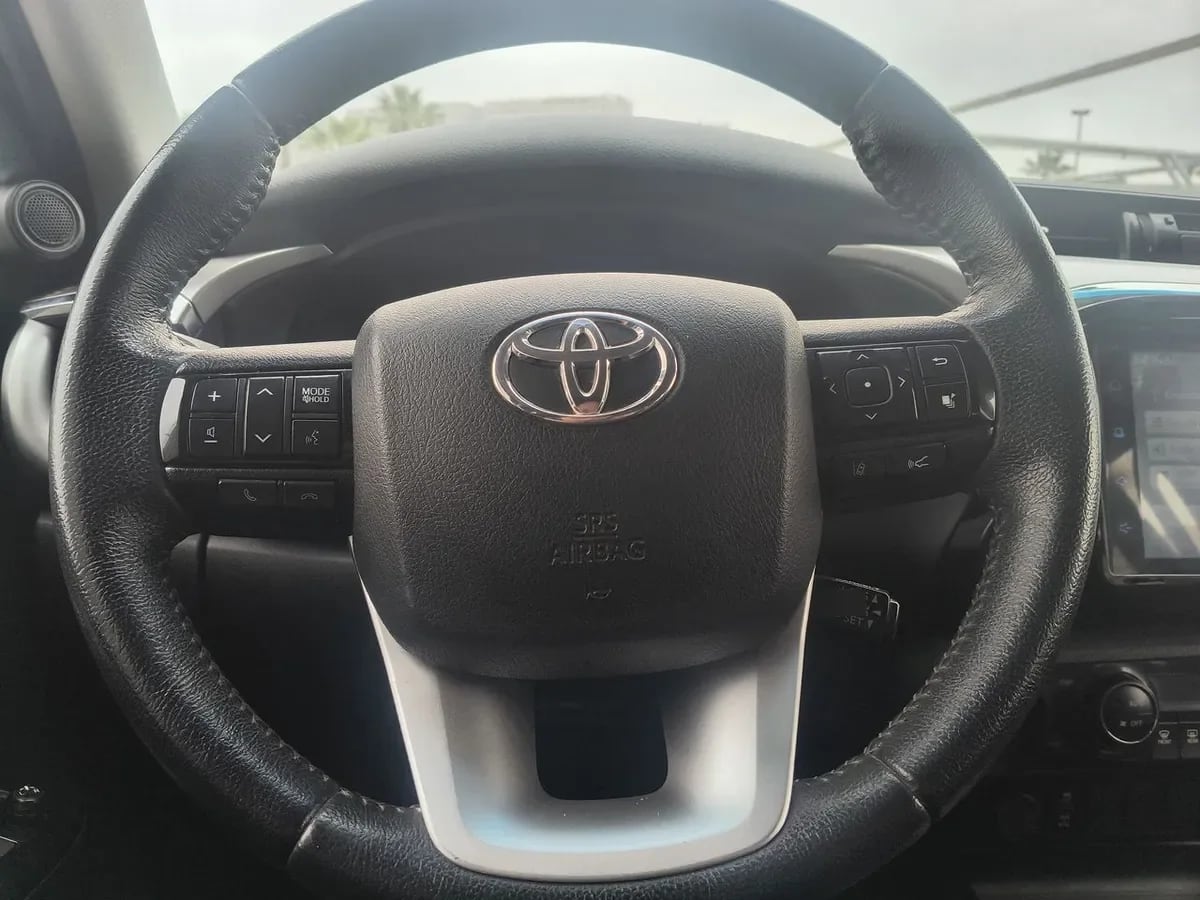 Toyota Hilux 2.8 Srv Diesel 4x4 Dob. Cab. At 4p año 2024