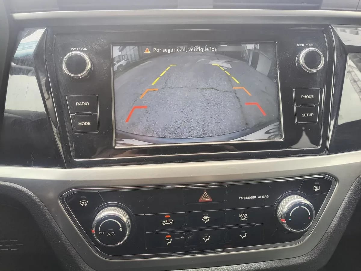 Ssangyong Korando 1.5 Lx Cg100 4x2 Mt 5p año 2021