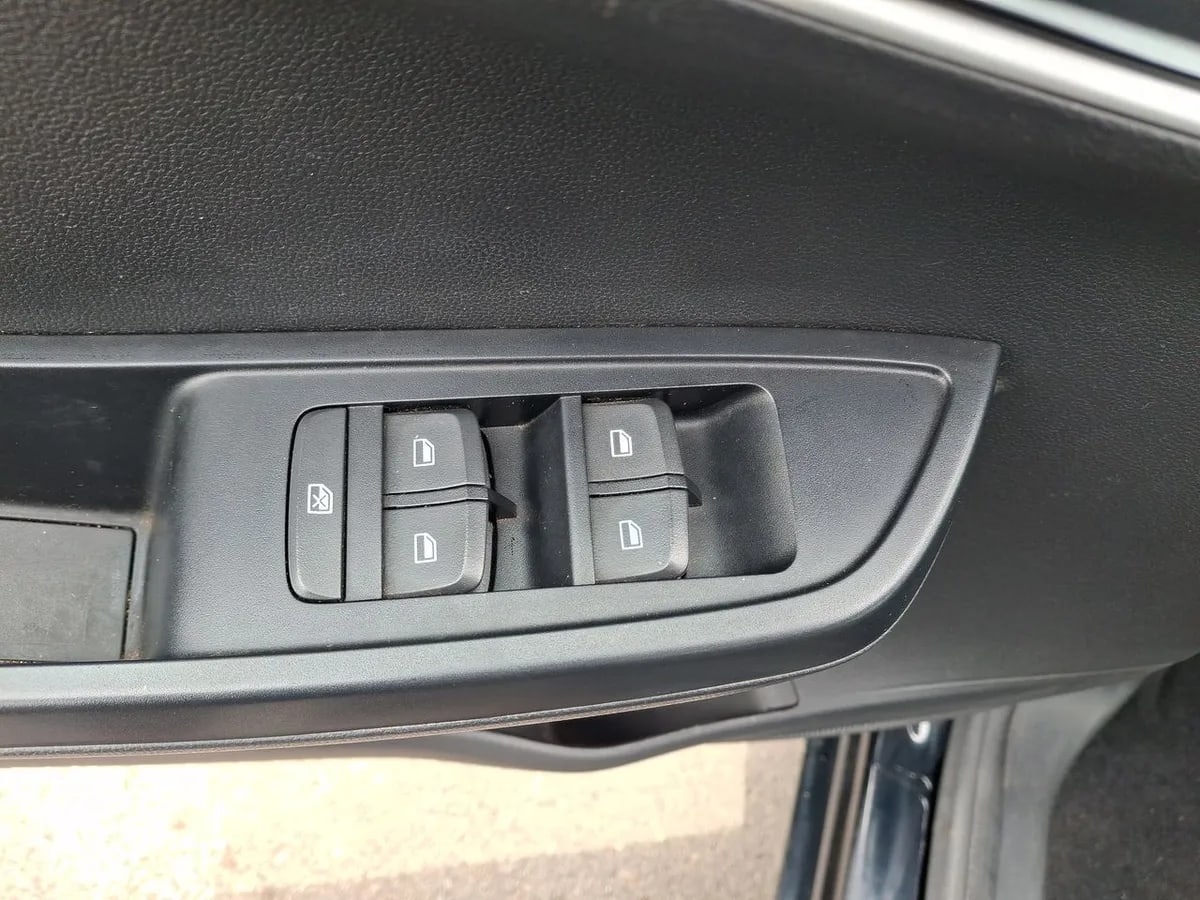 MG Mg 3 1.5 Std Plus 2wd Hb Mt 5p año 2025
