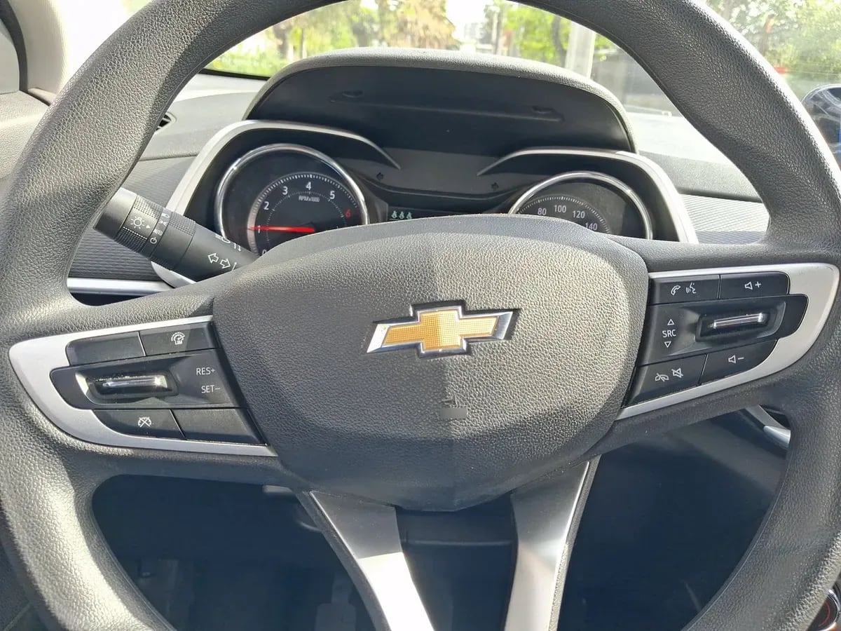 Chevrolet Tracker 1.2t Ltz P2 Fwd Mt 5p año 2023