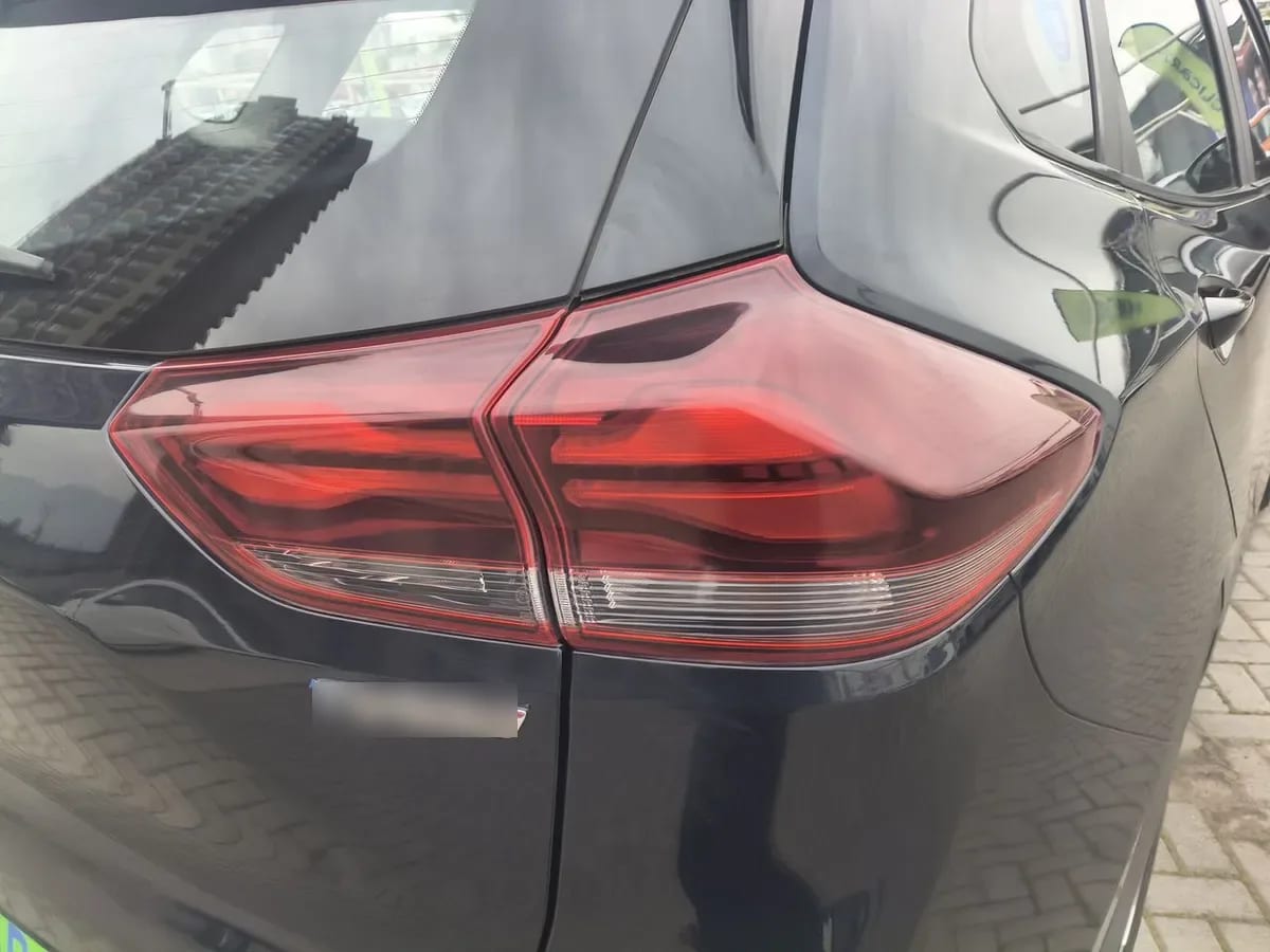 Chevrolet Tracker 1.2t Ltz Fwd Mt 5p año 2022