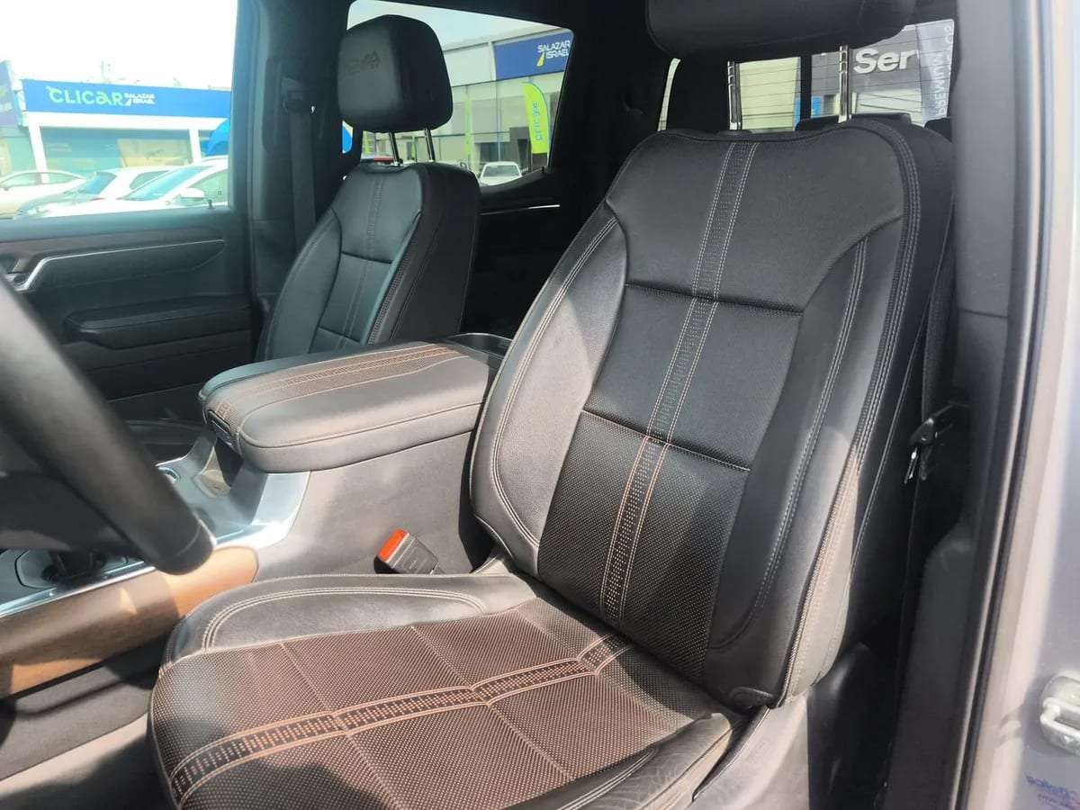 Chevrolet Silverado 3.0 High Country 4x4 At 4p año 2023