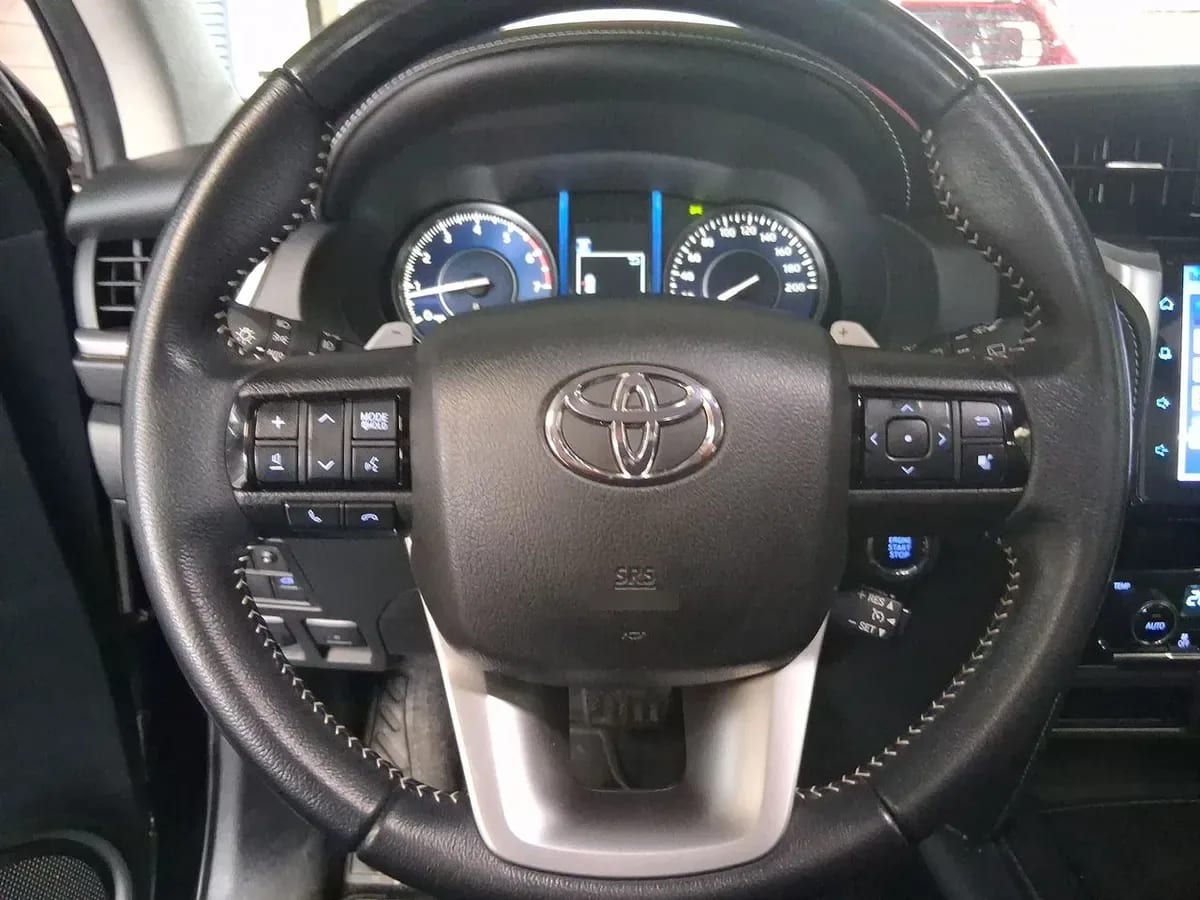 Toyota Fortunner 2.7 Srx 4x2 At 5p año 2022