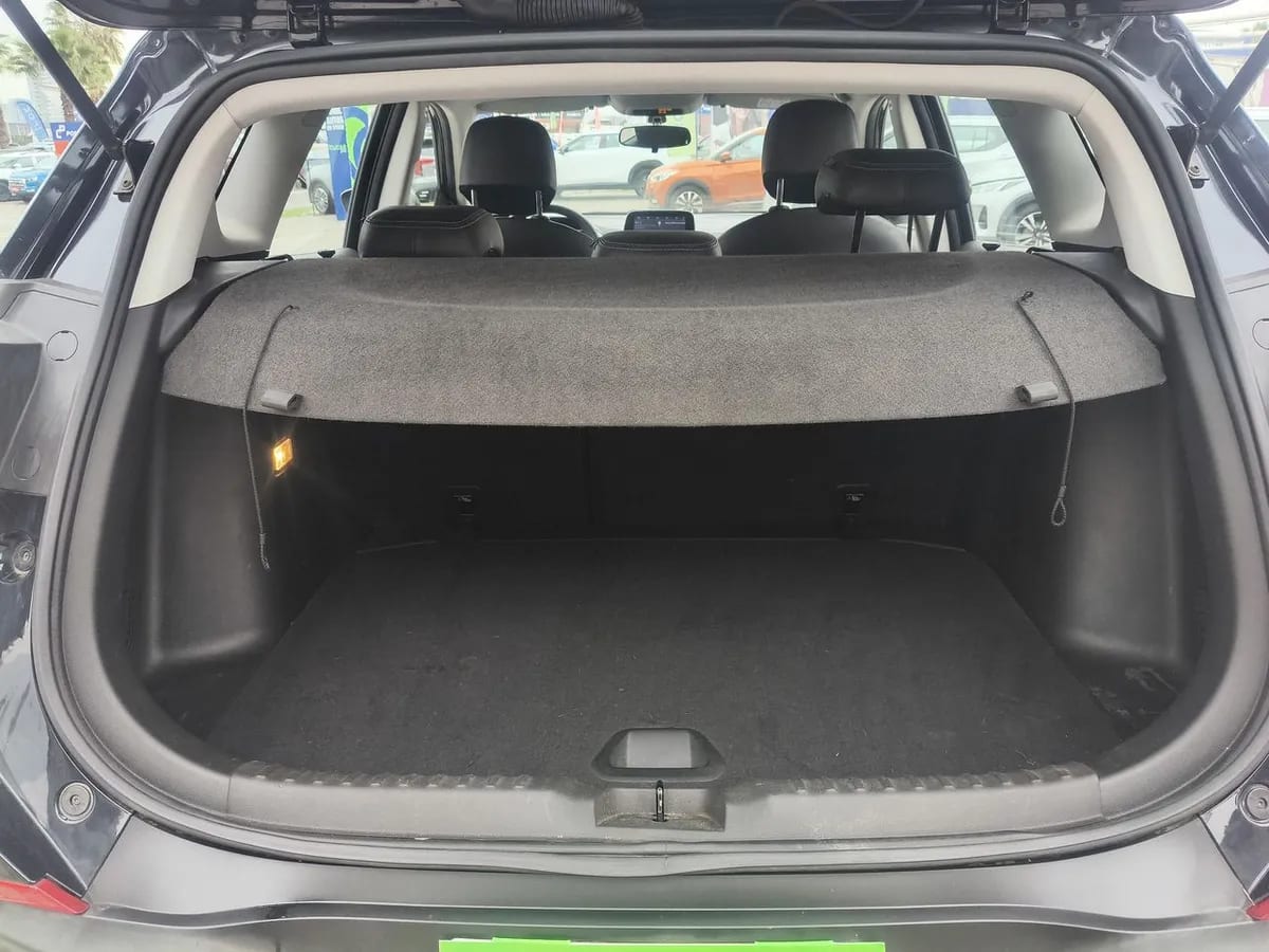 Chevrolet Tracker 1.2t Ltz Fwd Mt 5p año 2022