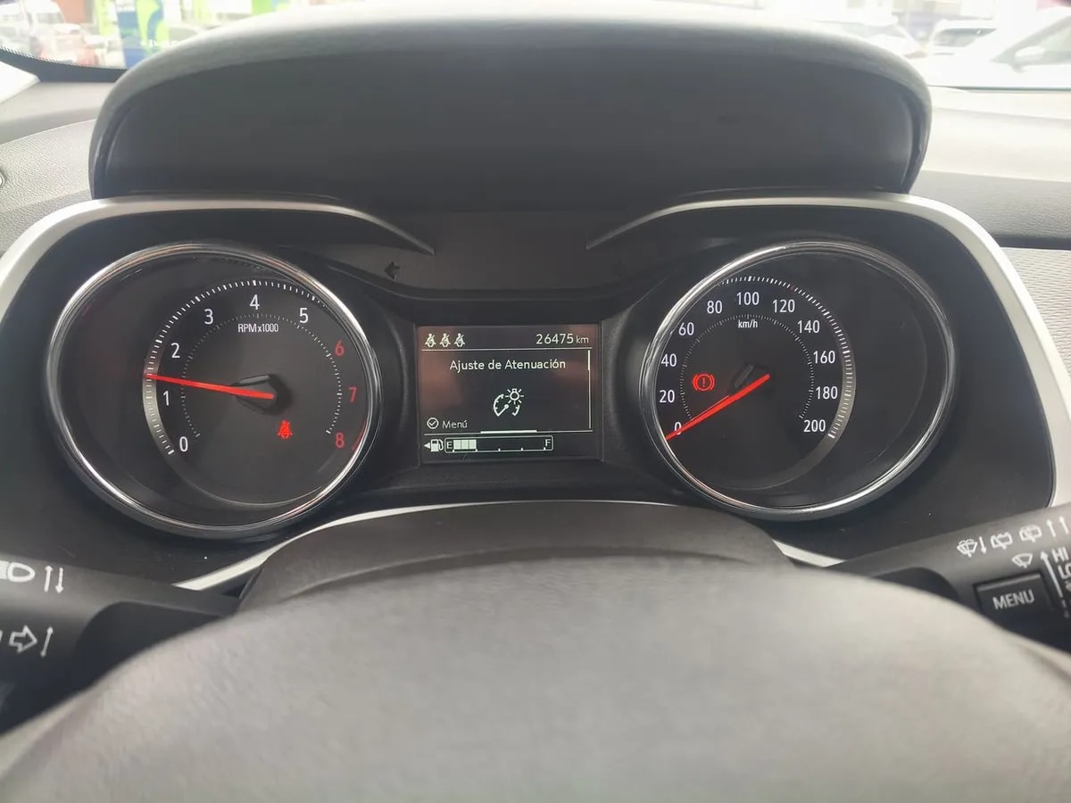 Chevrolet Tracker 1.2t Ltz Fwd Mt 5p año 2022