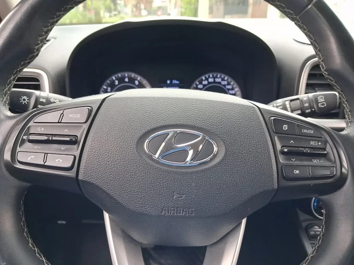Hyundai Venue 1.6 Qx Value 4x2 Mt 5p año 2020