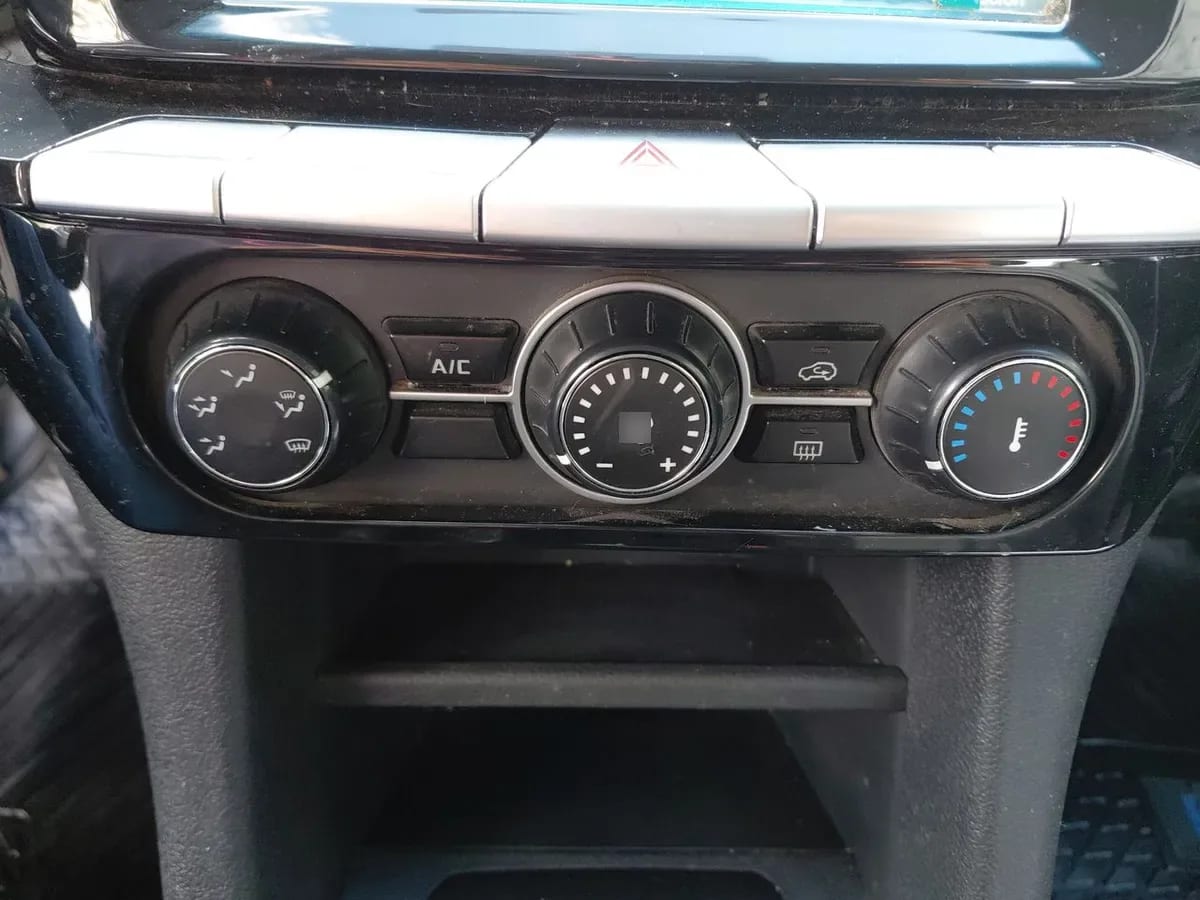 JMC Vigus 2.4 Plus Diesel 4x4 Euro5 Mt 4p año 2023