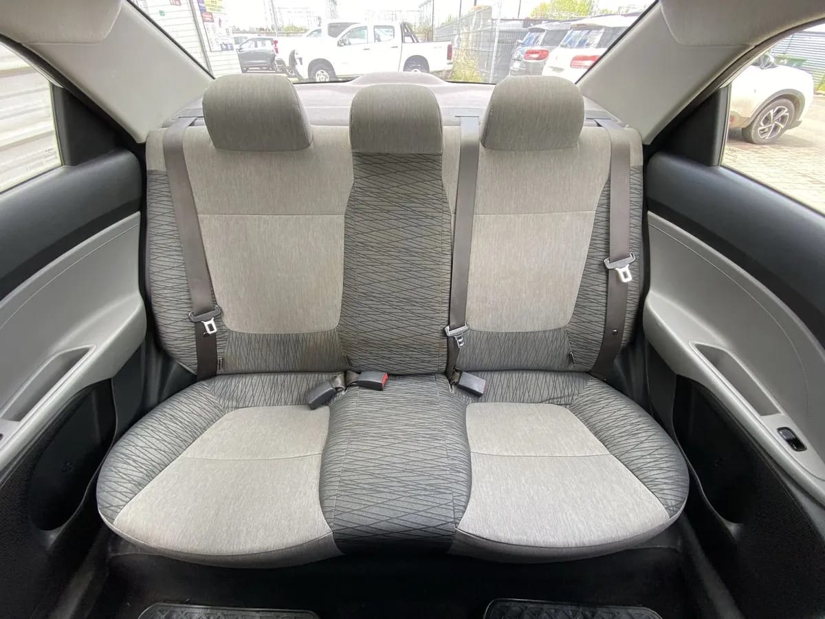 Kia Soluto 1.4 Lx 4x2 Mt 4p año 2022