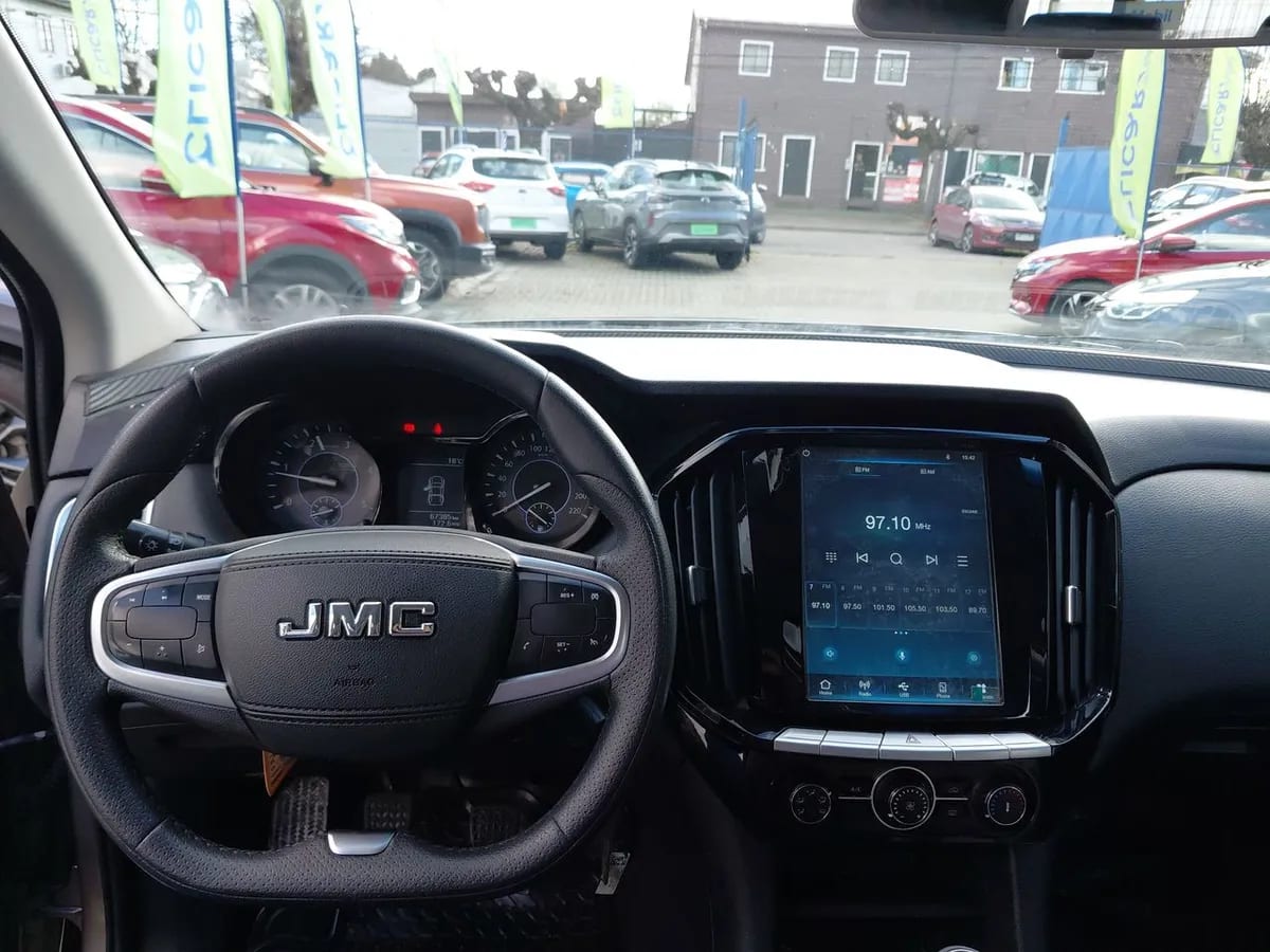 JMC Vigus 2.4 Plus Diesel 4x4 Euro5 Mt 4p año 2023