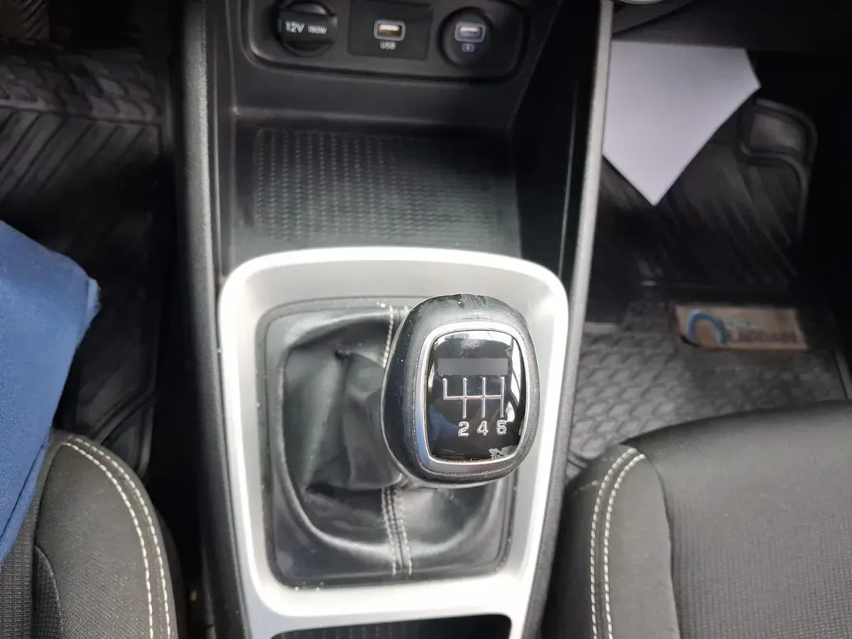 Hyundai Venue 1.6 Qx Value 4x2 Mt 5p año 2020