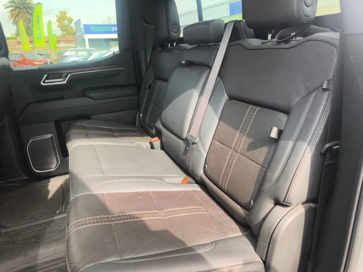 Chevrolet Silverado 3.0 High Country 4x4 At 4p año 2023