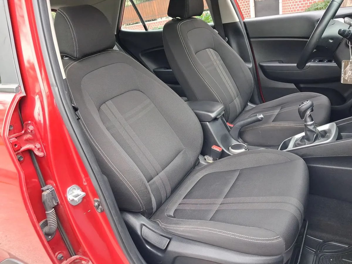 Hyundai Venue 1.6 Qx Value 4x2 Mt 5p año 2020