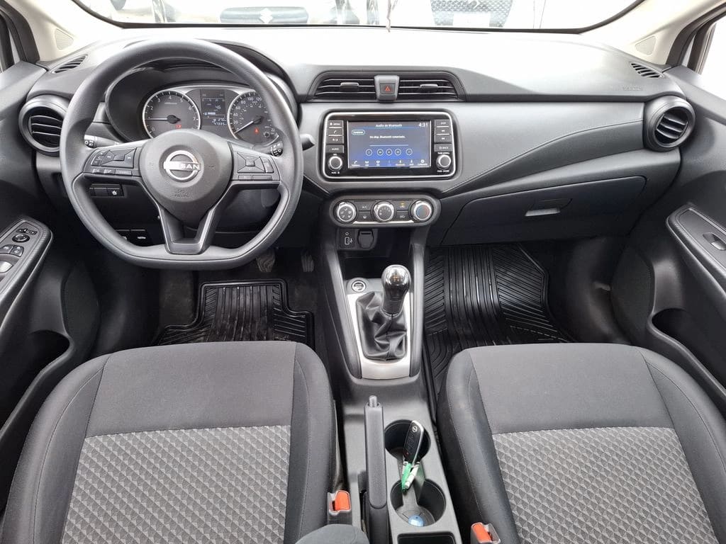 Nissan Versa Sense 1.6 Mt año 2024