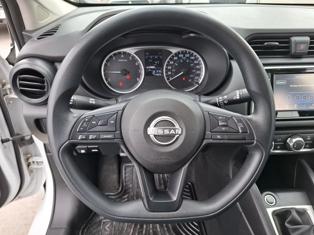 Nissan Versa Sense 1.6 Mt año 2024